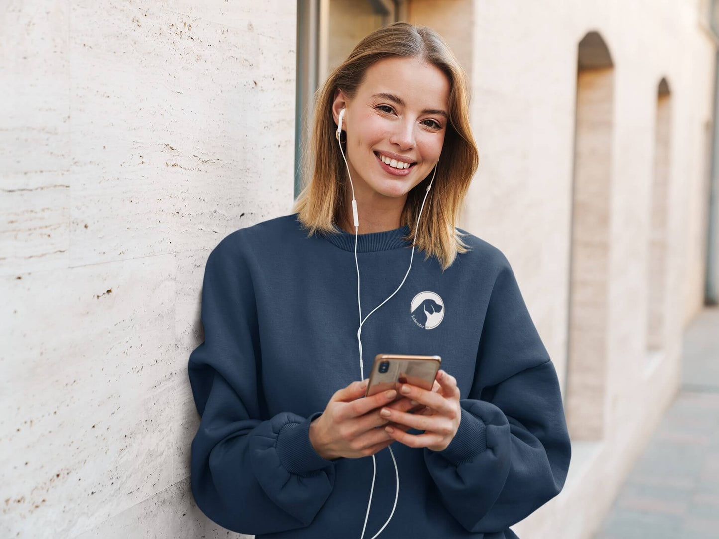 Women's Classic Crewneck Sweatshirt with Embroidered Labrador Logo - Hobbster